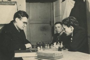 Бугаєнко Г. О. Партія шахів зі студентами